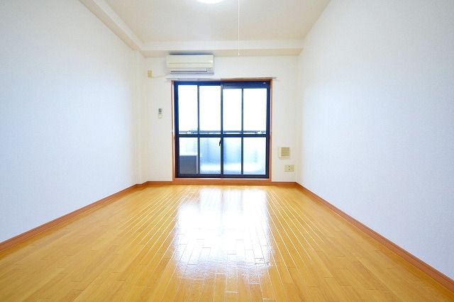居室・リビング　居室、けっこう広くてオススメです