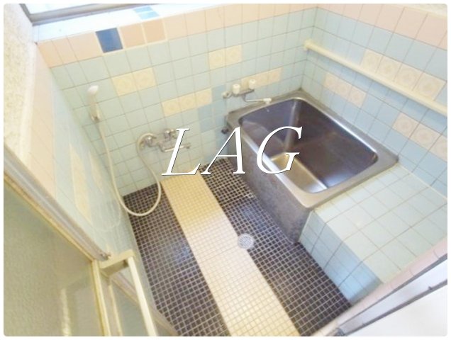 バス・シャワールーム　お風呂です。