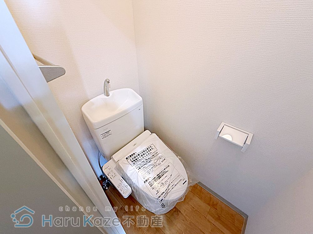 名鉄名古屋本線 堀田駅 徒歩1分 7階建 築36年のトイレ写真