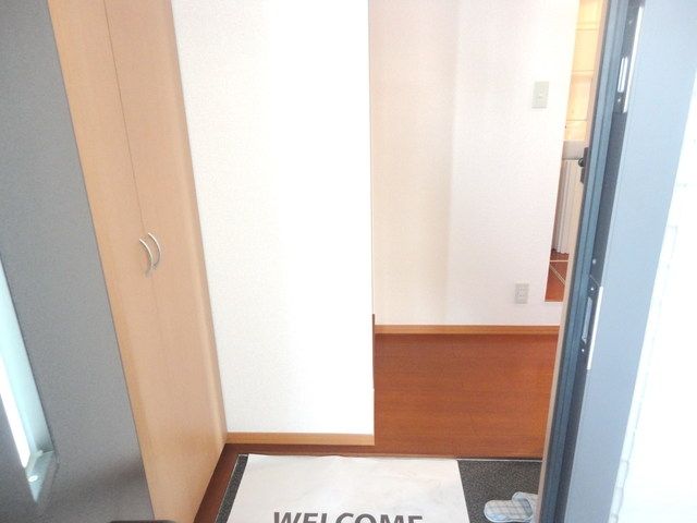 玄関　※別部屋参照※現状優先