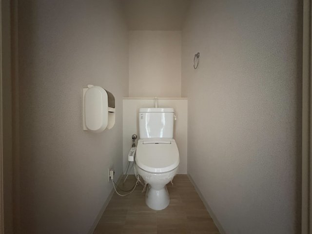 トイレ　ゆったりとした空間のトイレです