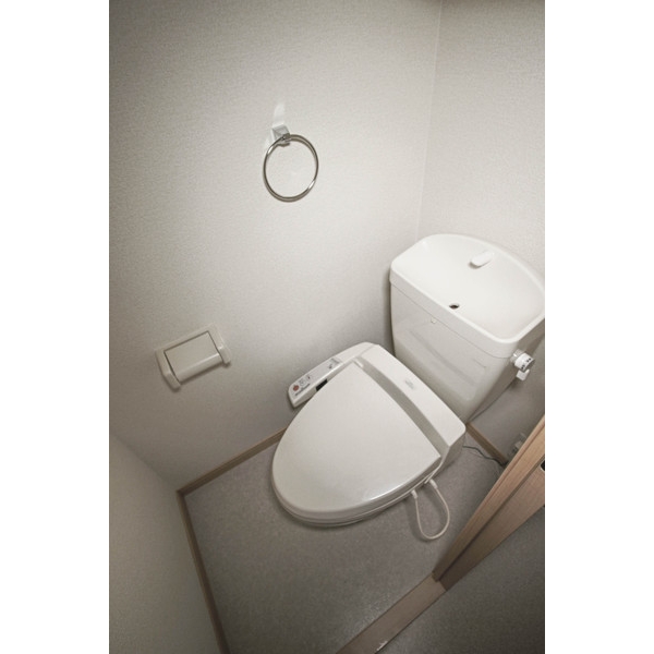 トイレ　同じ建物の別のお部屋