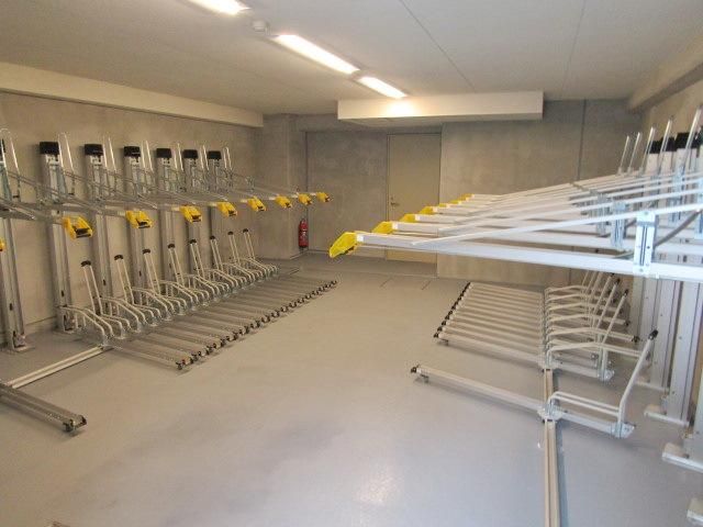 駐車場　★駐輪場★
