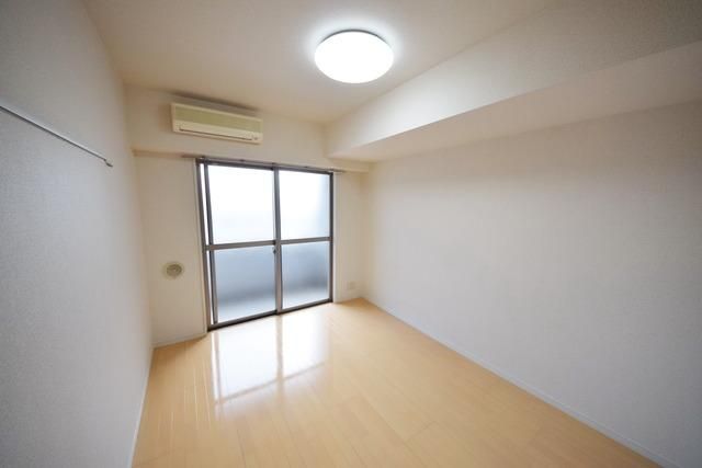 居室・リビング　★すっきり使いやすいお部屋です(中部屋の参考写真)★