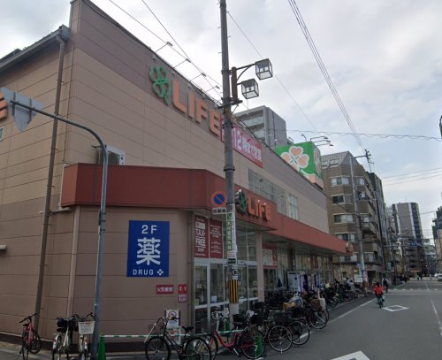 スーパー　ライフ 大国町店（スーパー）まで281m
