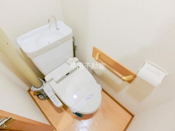 ＪＲ信越本線 長野駅 徒歩5分 6階建 築49年のトイレ写真