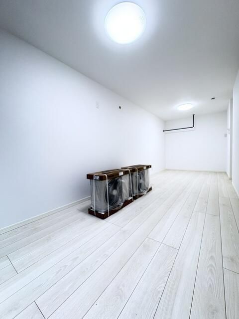 京急本線 雑色駅 徒歩10分 3階建 築1年の居間写真
