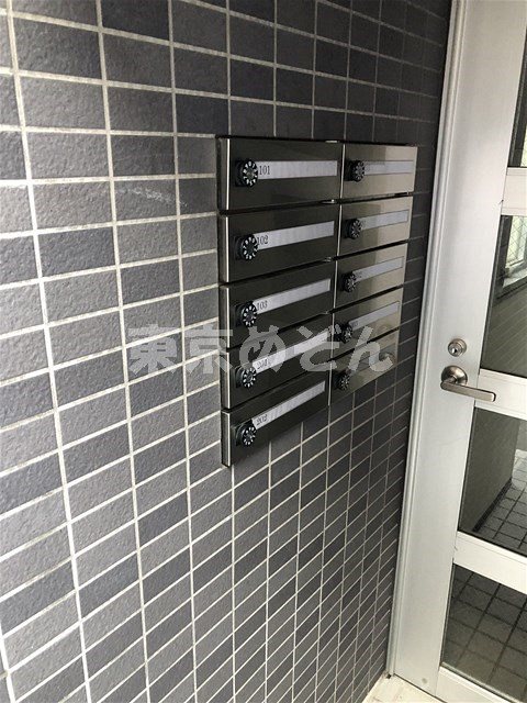 都営三田線 白山駅 徒歩3分 3階建 築17年の外観写真