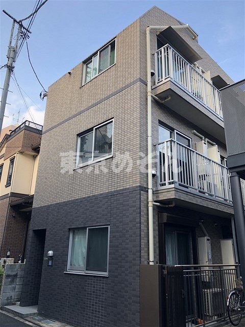 都営三田線 白山駅 徒歩3分 築17年
