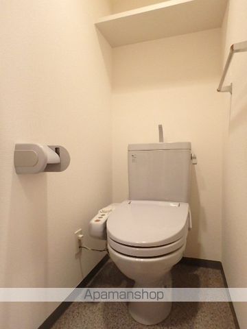 西武有楽町線 練馬駅 徒歩5分 14階建 築24年のトイレ写真