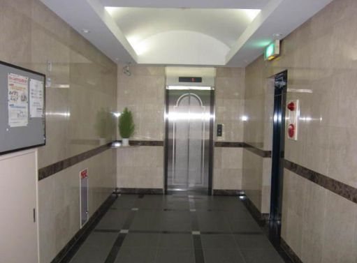 京急本線 京急蒲田駅 徒歩1分 9階建 築30年の外観写真