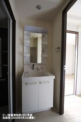 都営大江戸線 牛込柳町駅 徒歩6分 11階建 築36年の内装写真