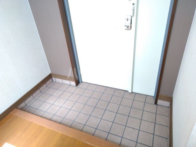 サザンシャトーの玄関写真