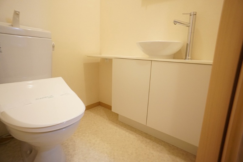 洗面設備　トイレ内に手洗い場あり