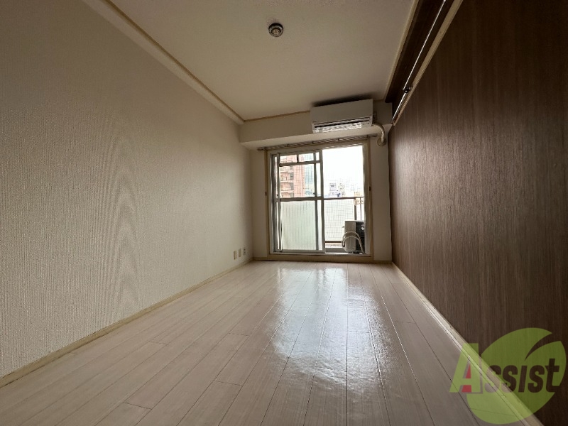 居室・リビング　広々としたお部屋です
