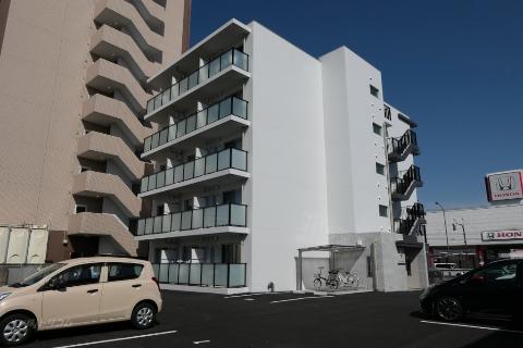 建物外観　外観写真（昼）