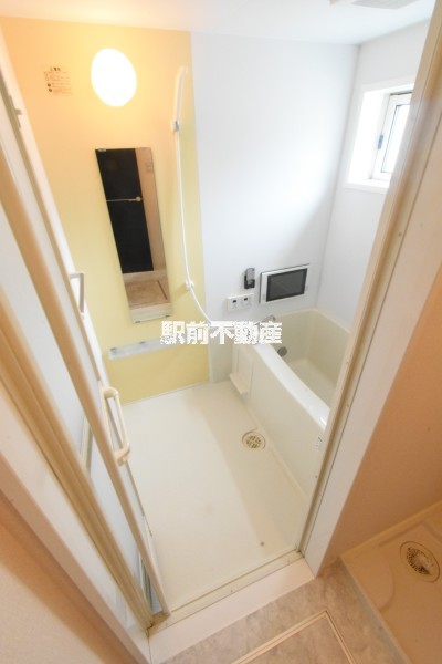 バス・シャワールーム　ＴＶ見れます