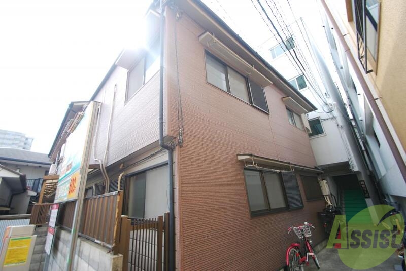 神戸市須磨区北町のアパートの建物外観