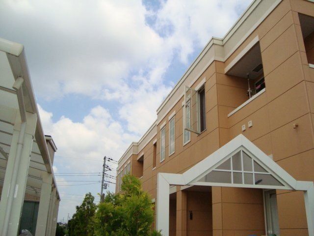 野田市つつみ野のアパートの建物外観