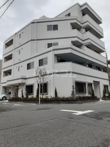 江戸川区篠崎町のマンションの建物外観