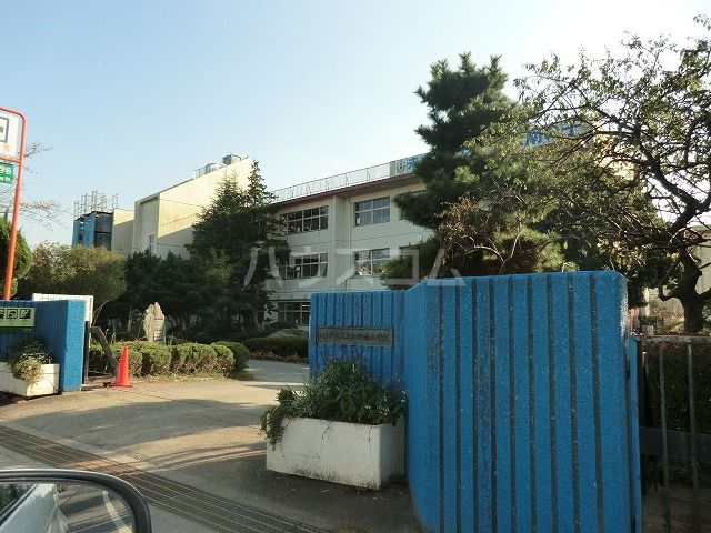 【ロックマンションの小学校】