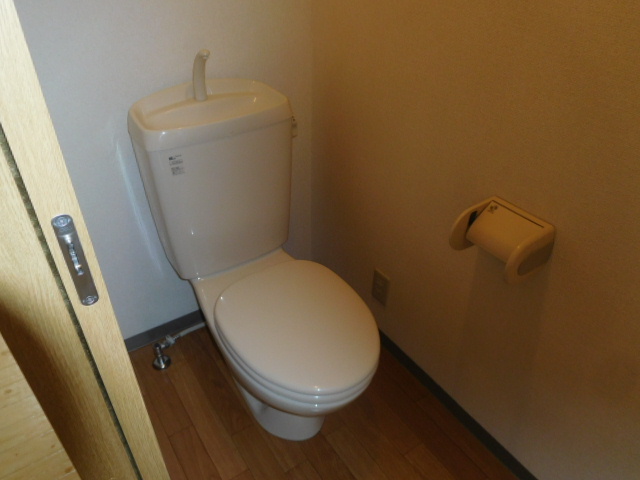 トイレ　バストイレ別