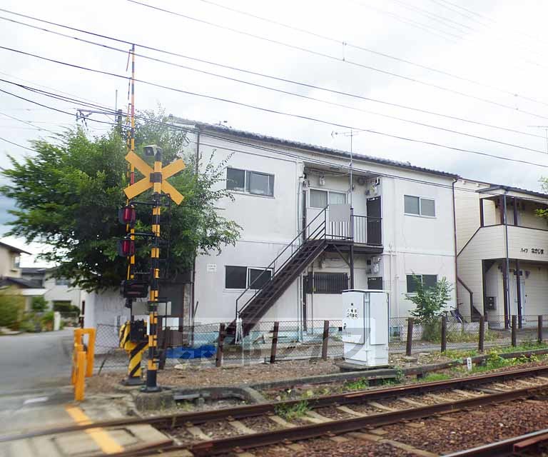 【京都市左京区岩倉三宅町のアパートの建物外観】