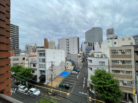 【小町つくねビルの眺望】