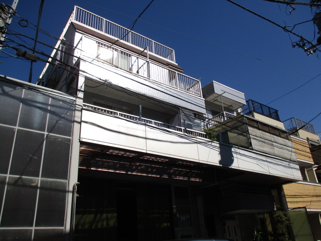 板橋区宮本町のマンションの建物外観