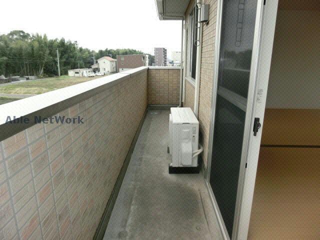 バルコニー　同型