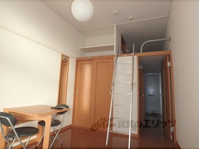 居室・リビング　洋室