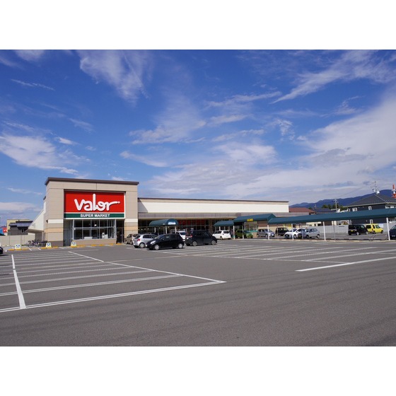 スーパー　バロー笹部店（スーパー）まで775m