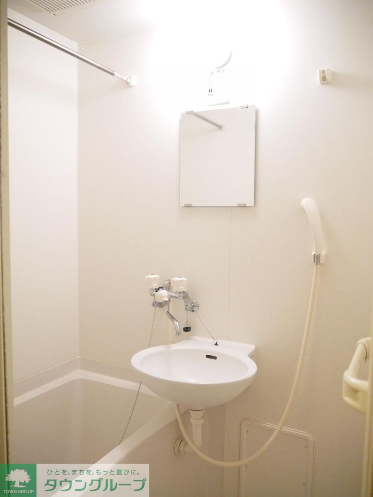 バス・シャワールーム　浴室乾燥機付き