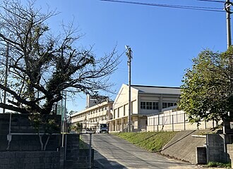 小学校　唐津市立外町小学校（小学校）まで716m