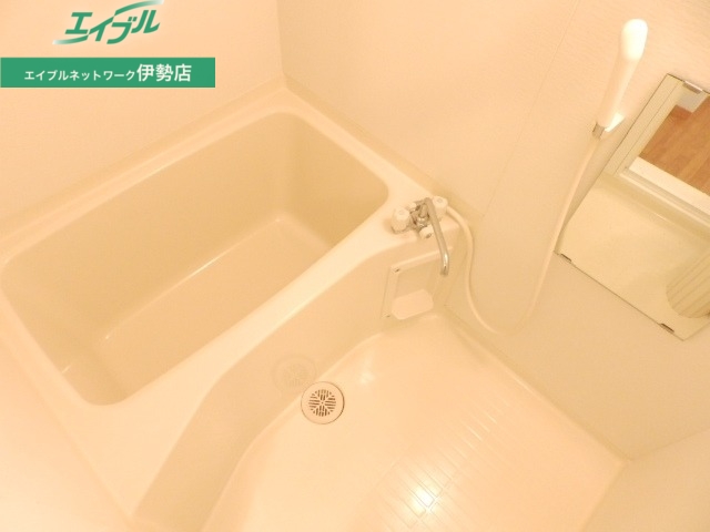 バス・シャワールーム　同タイプの部屋写真です。