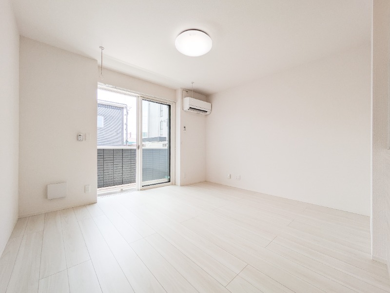 居室・リビング　図面と現状に相違がある場合には現状を優先