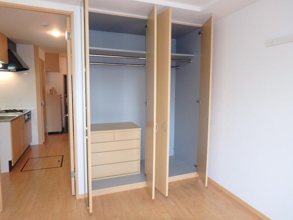 収納　クローゼット