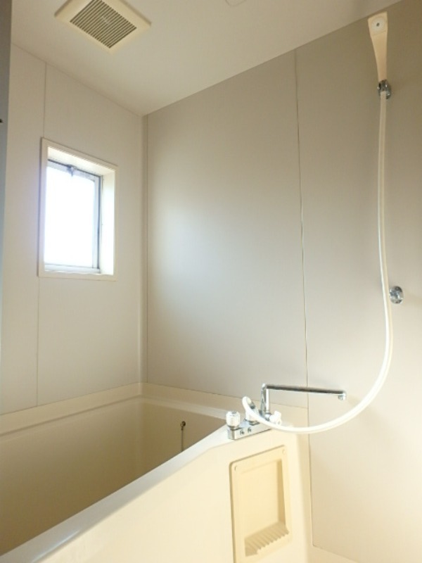 バス・シャワールーム　図面と現状に相違がある場合には現状を優先