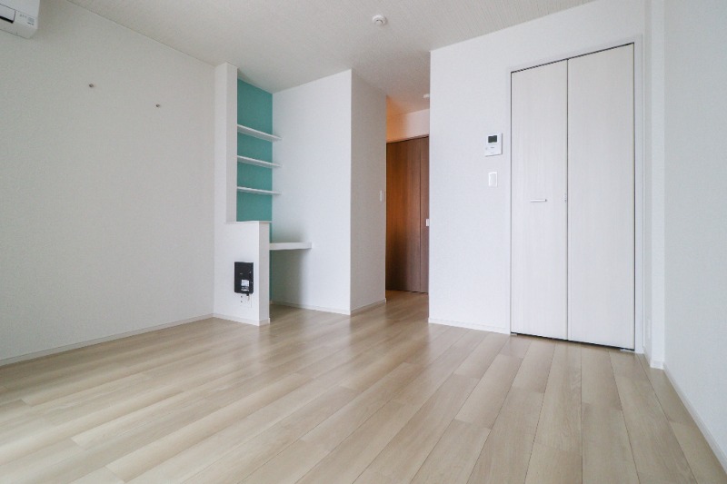 居室・リビング　図面と現状に相違がある場合には現状を優先