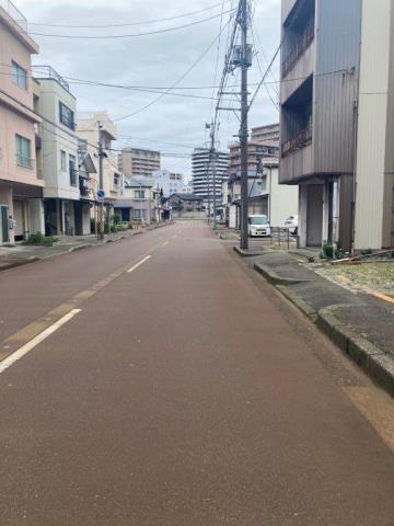 その他　前面道路（その他）まで0m