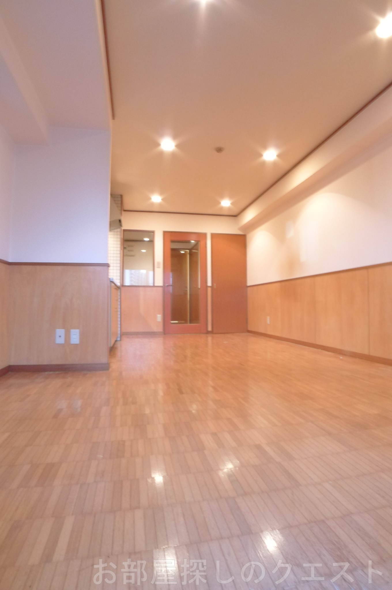 居室・リビング　（写真は同タイプ）