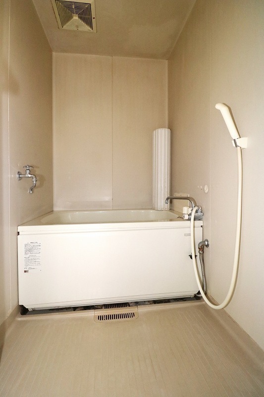 バス・シャワールーム　浴室