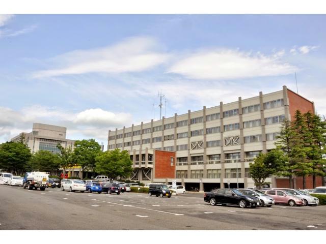 役所　郡山市役所（役所）まで219m