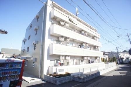建物外観　学生さんにオススメ！周辺は閑静な住宅街です！