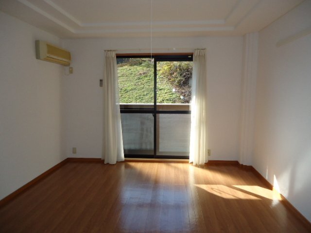 居室・リビング　洋室(1)