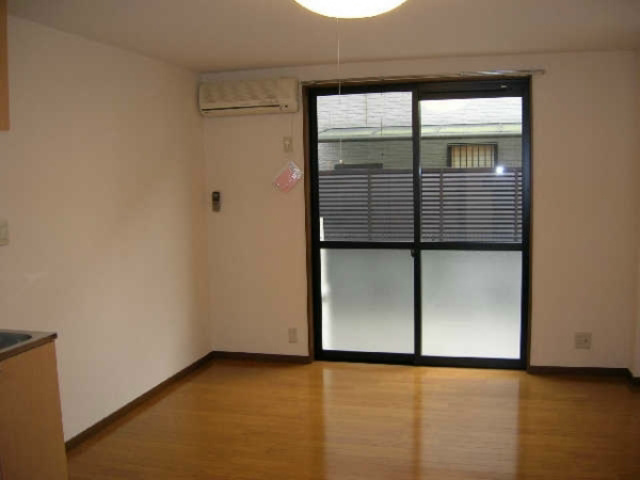 居室・リビング　※現況優先