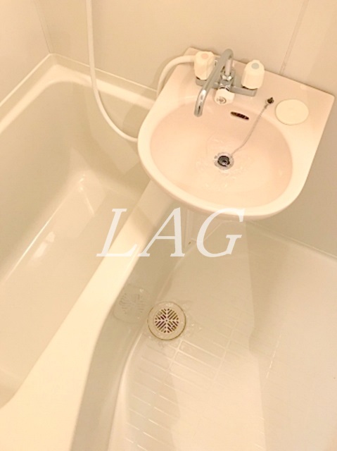 バス・シャワールーム　お風呂です。