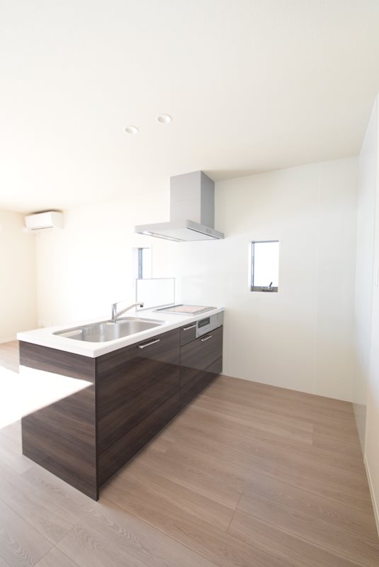 キッチン　3口・グリル付き