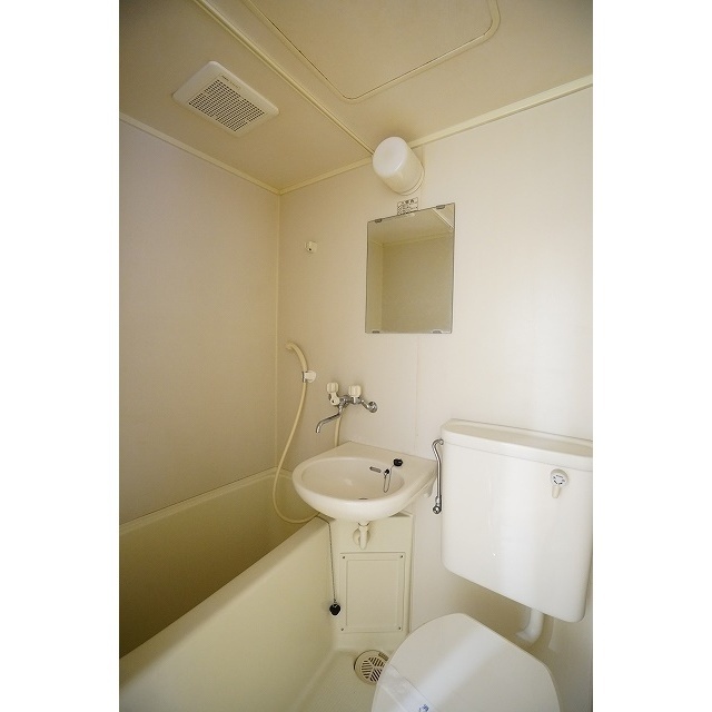 バス・シャワールーム　3点ユニットバス