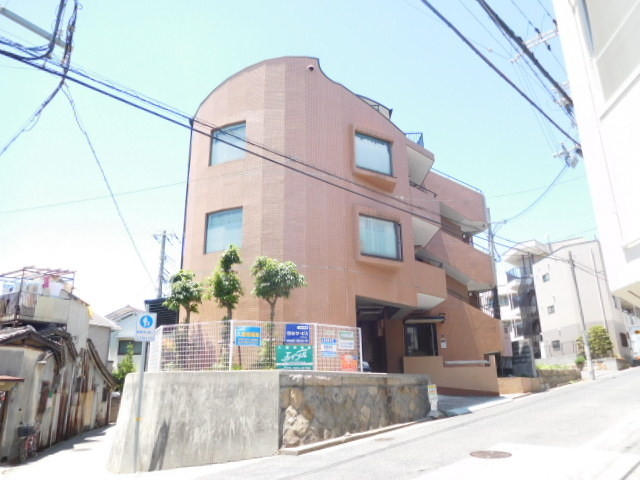 建物外観　とっても綺麗建物です